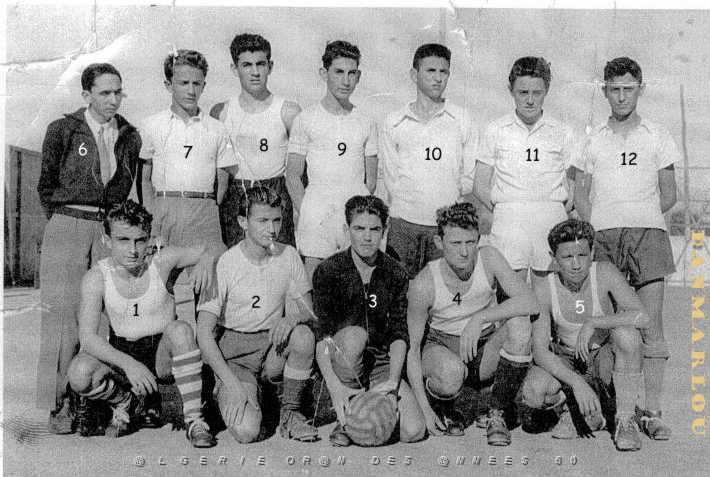 2 a2 EQUIPE DE FOOT DE NOTRE DAME DE FRANCE.JPG